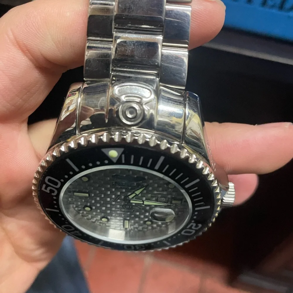 Invicta - Picture 4 of 5